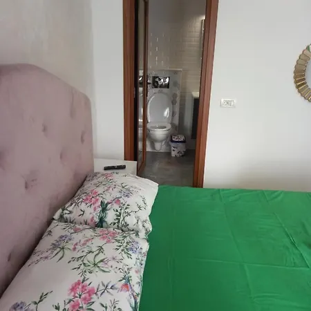 Casa Saturn Проживання в сім'ї *